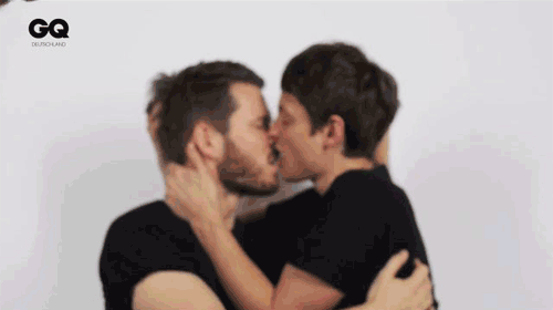 artisha jackson recommends straight guys kiss tumblr pic
