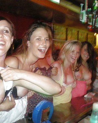 Girls Flashing In Bars hegre art