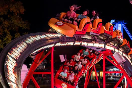 Best of Girls flashing on rollercoaster