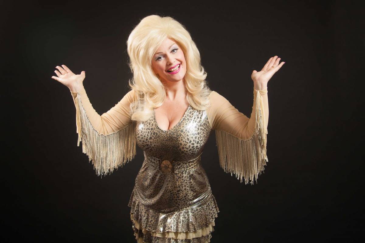 bonnie forney recommends Dolly Parton Swinger