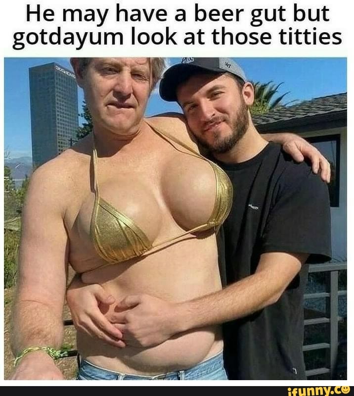 look at those titties