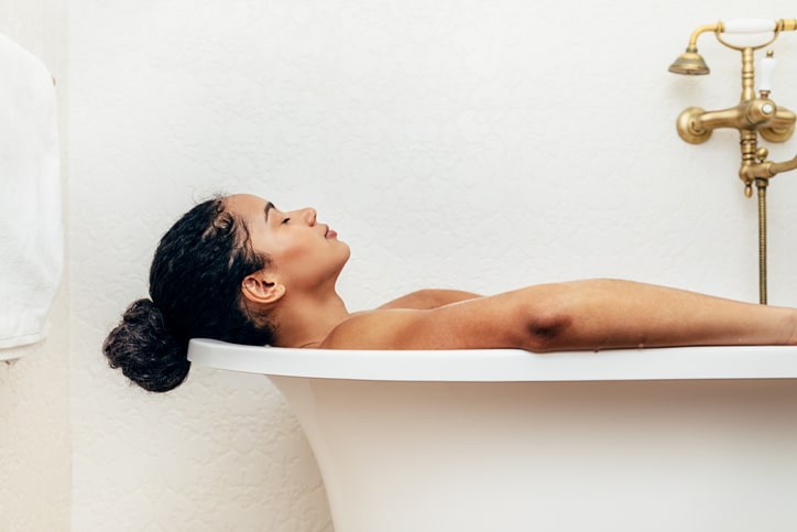 carissa daigle recommends masterbating in the tub pic