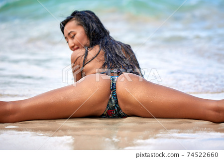 ashling power share sexy babes on the beach photos