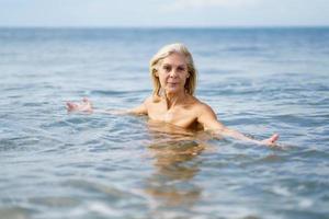 abo hussain add mature female nudists photo