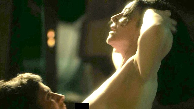 monica bellucci love scene