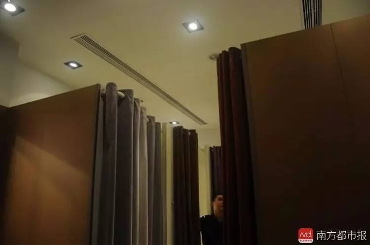 brenda langman add photo hidden camera in womens dressing room