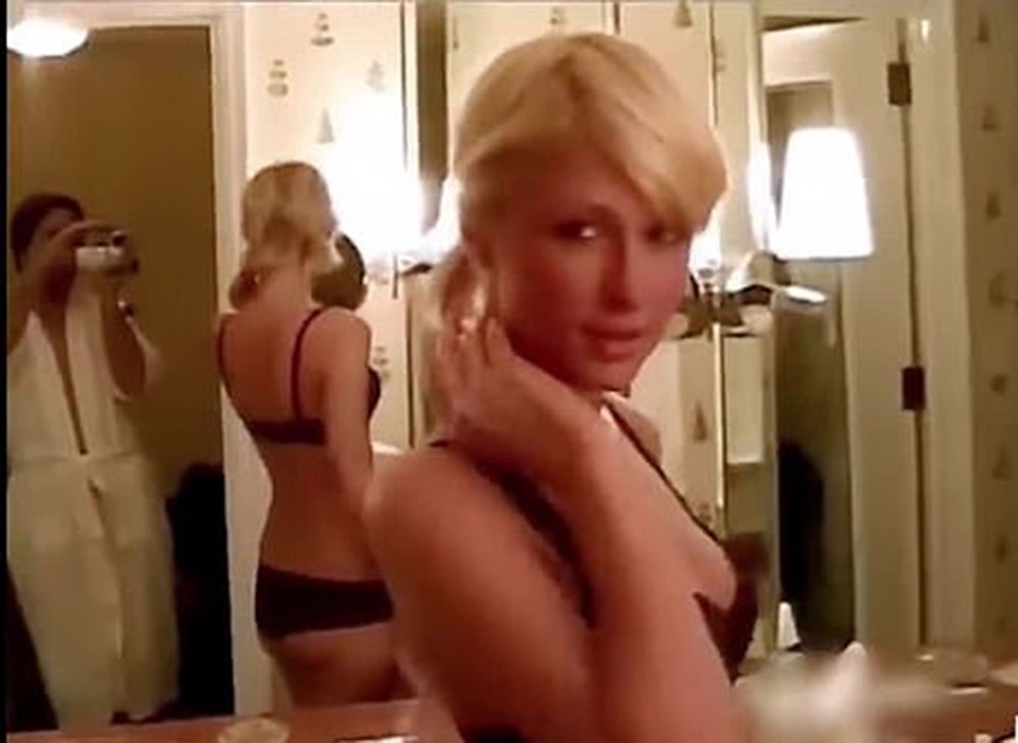 dave siefer recommends Paris Hilton Getting Fuck
