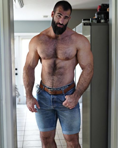 cynthia zagal recommends hairy muscle video tumblr pic