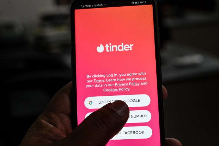 chris plager recommends tinder hookups vol 8 pic