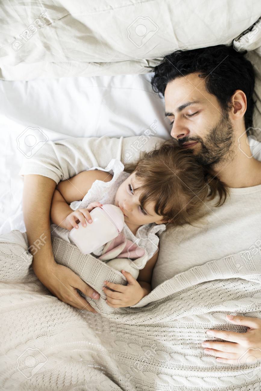 douglas c steele recommends dad and daughter sleeping pic