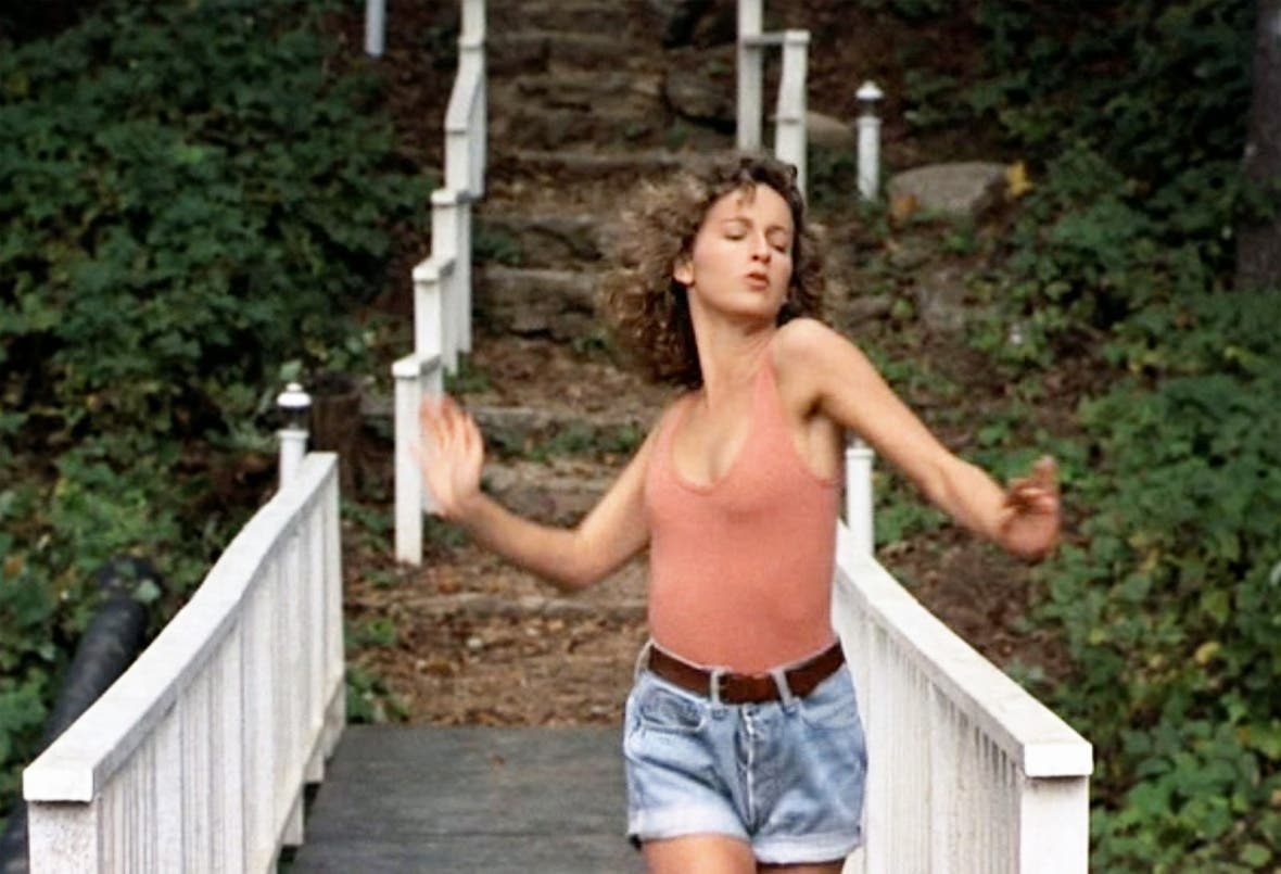 britney mccloud recommends jennifer grey sexy pic