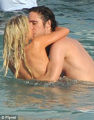 ann bay add julianne hough sex scene photo