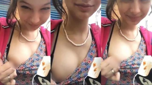 cassie concepcion recommends How To Flash Boobs