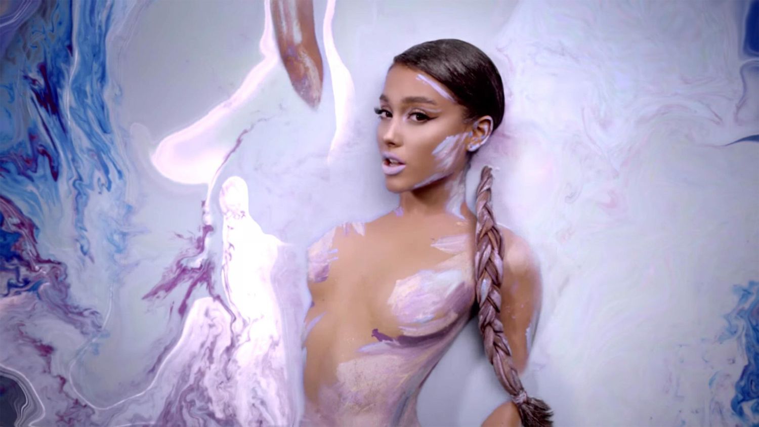 cindy smith walton recommends Ariana Grande Nipple