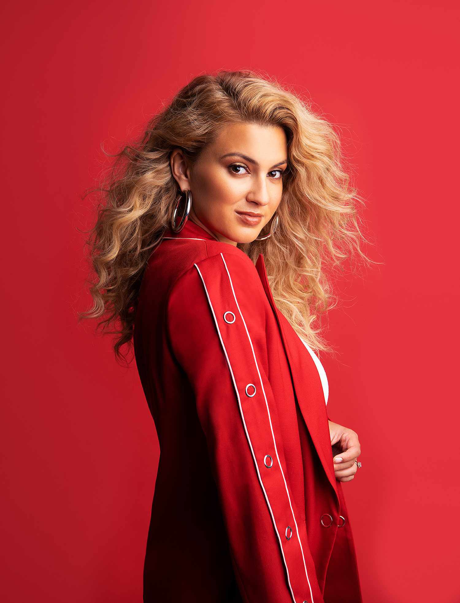 ali choukeir recommends tori kelly leaked nude pic