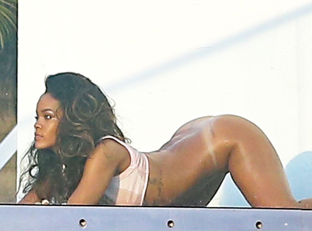 Nude Photos Of Rihanna a albi