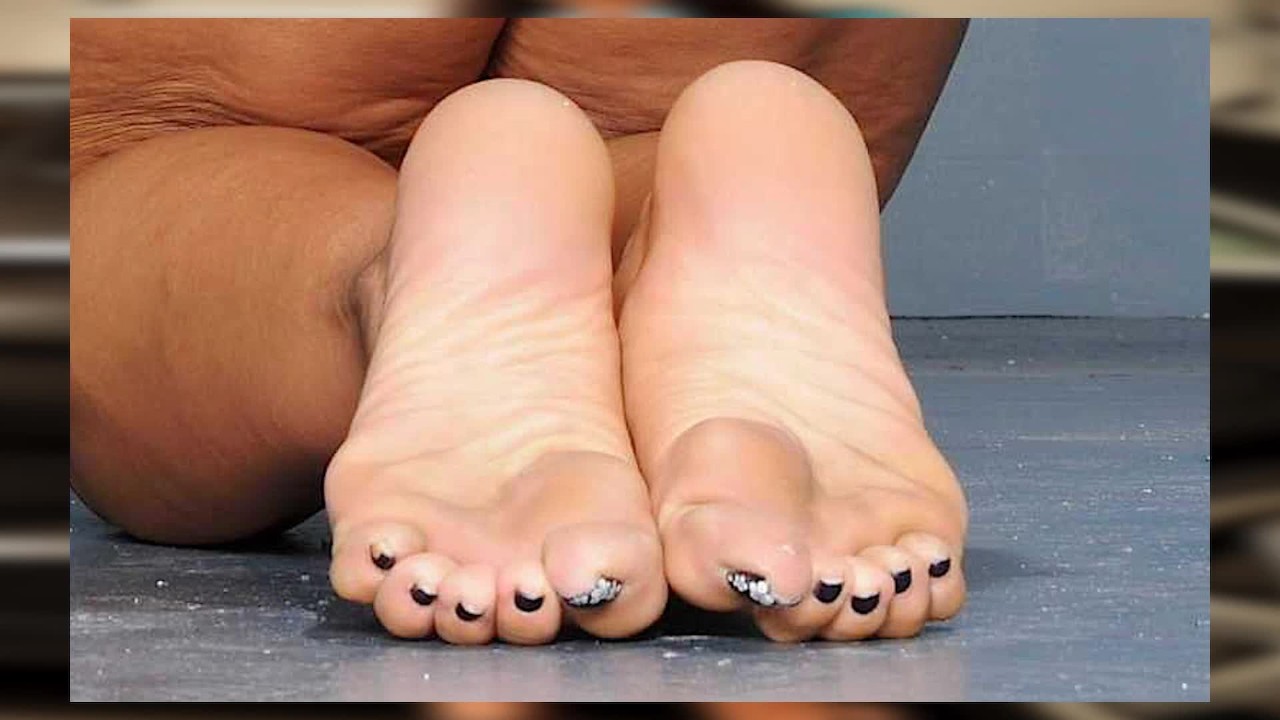 christopher perna recommends lisa ann feet pic