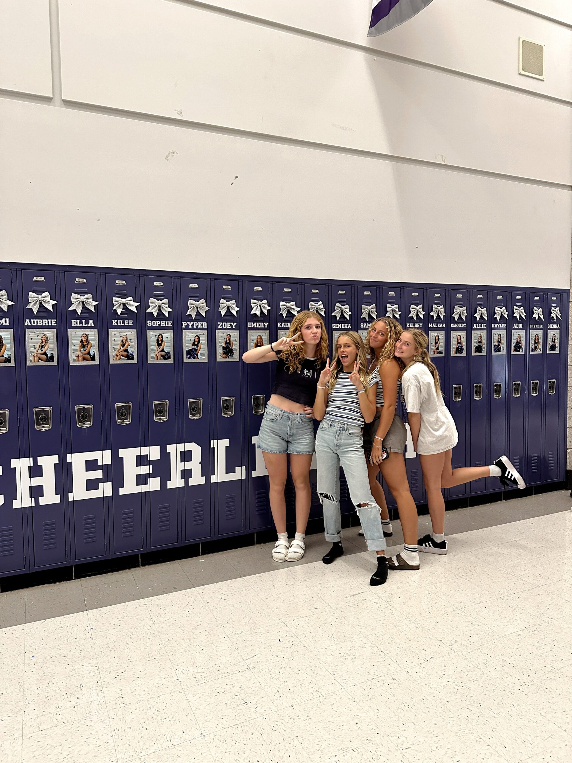 diane talley recommends cheer locker decorations pic