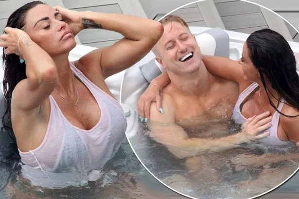 bobbie holloway recommends Boobs In Hot Tub