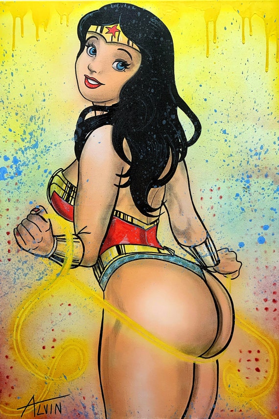 doug jenks recommends wonder woman booty pic