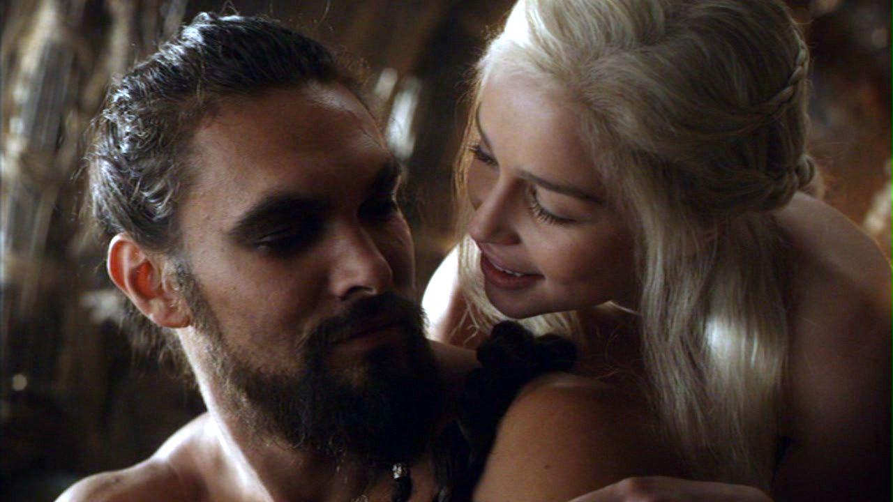 apdelrahman ali recommends daenerys targaryen lesbian scene pic