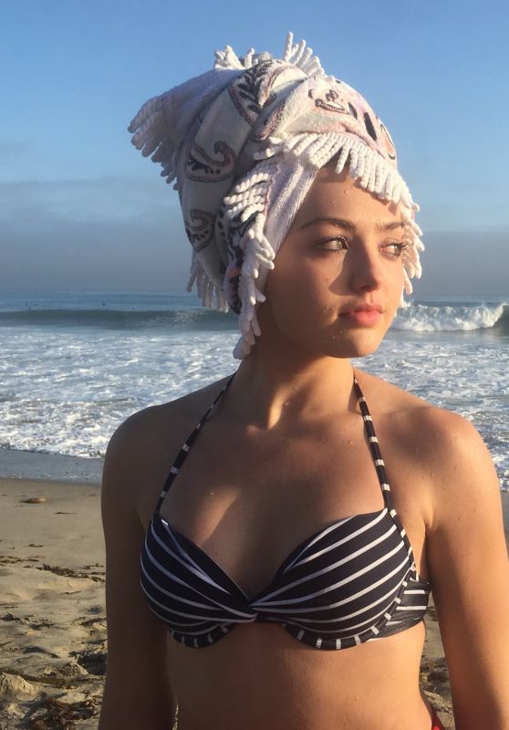 diana simons share peyton roi list bikini photos