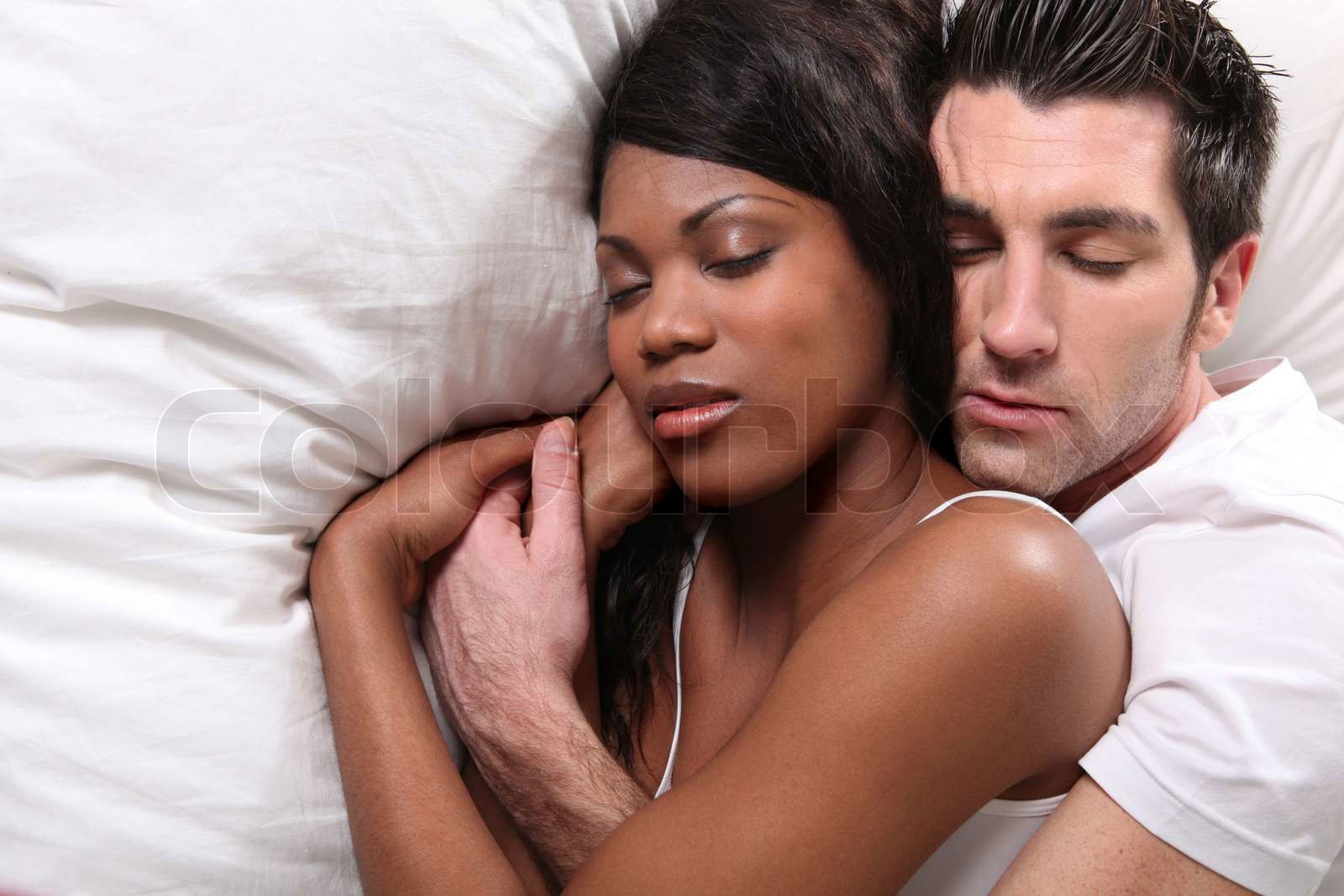 daria webster recommends Pictures Of Couples Cuddling In Bed