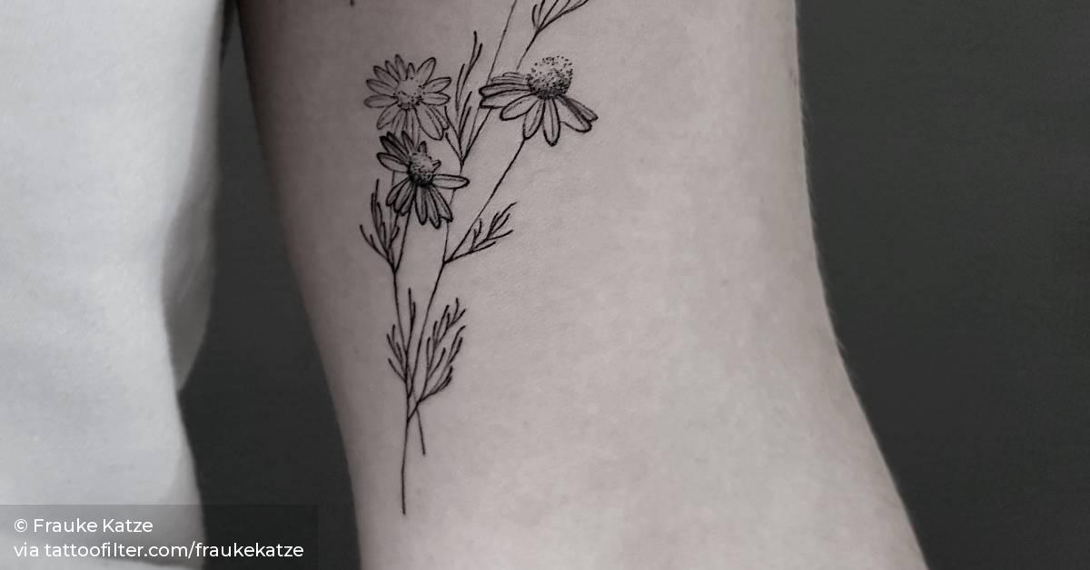 abel bueta recommends Tiny Black Eyed Susan Tattoo