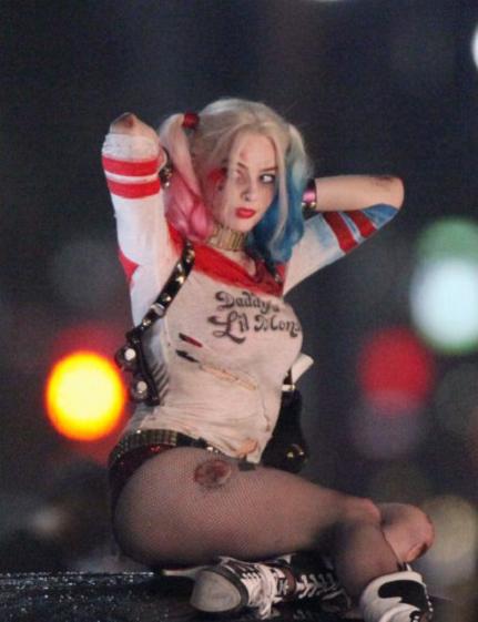 camille rich recommends Harley Quinn Sexy Scenes
