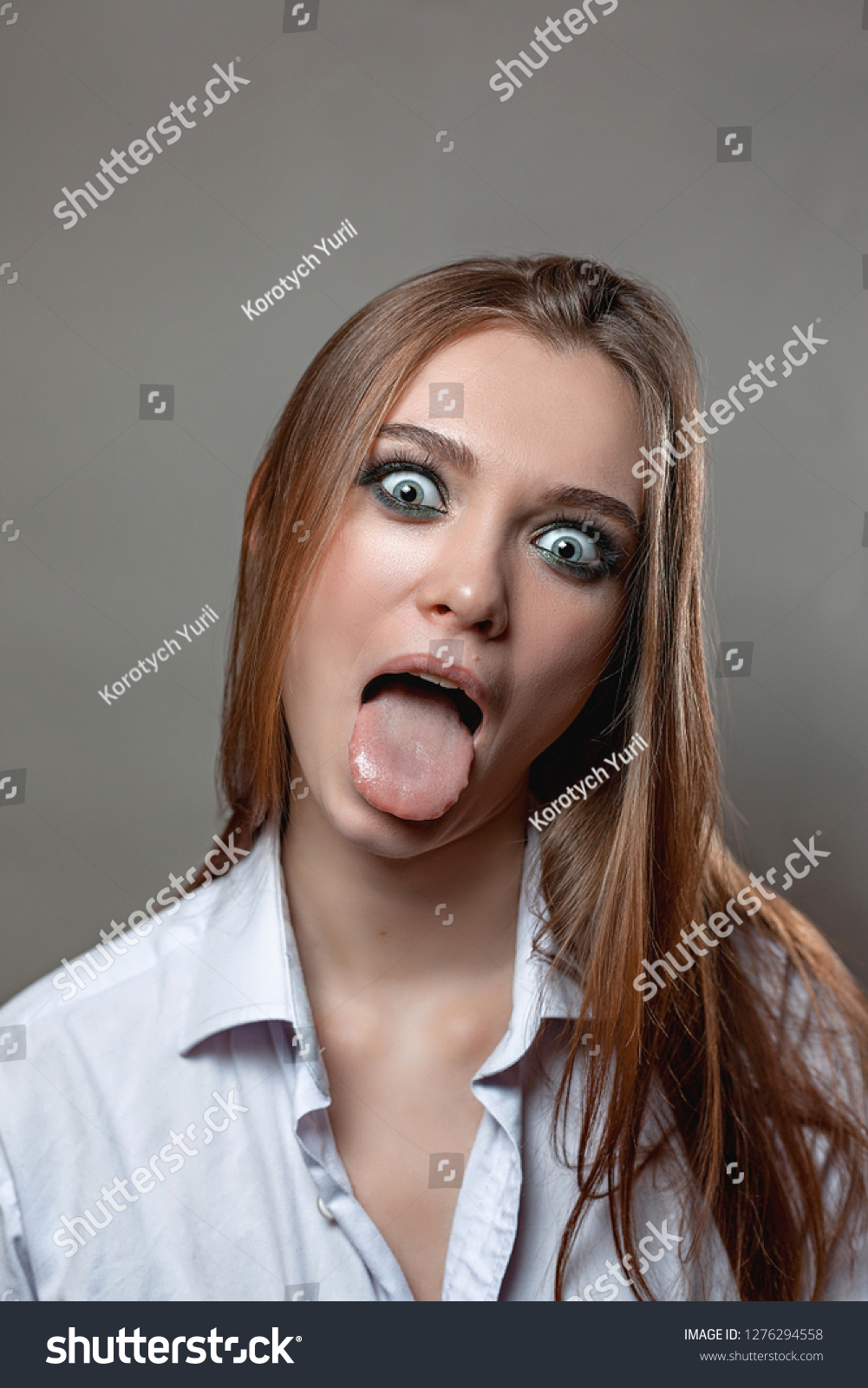 david wagenaar recommends Hot Girl Tongue Out