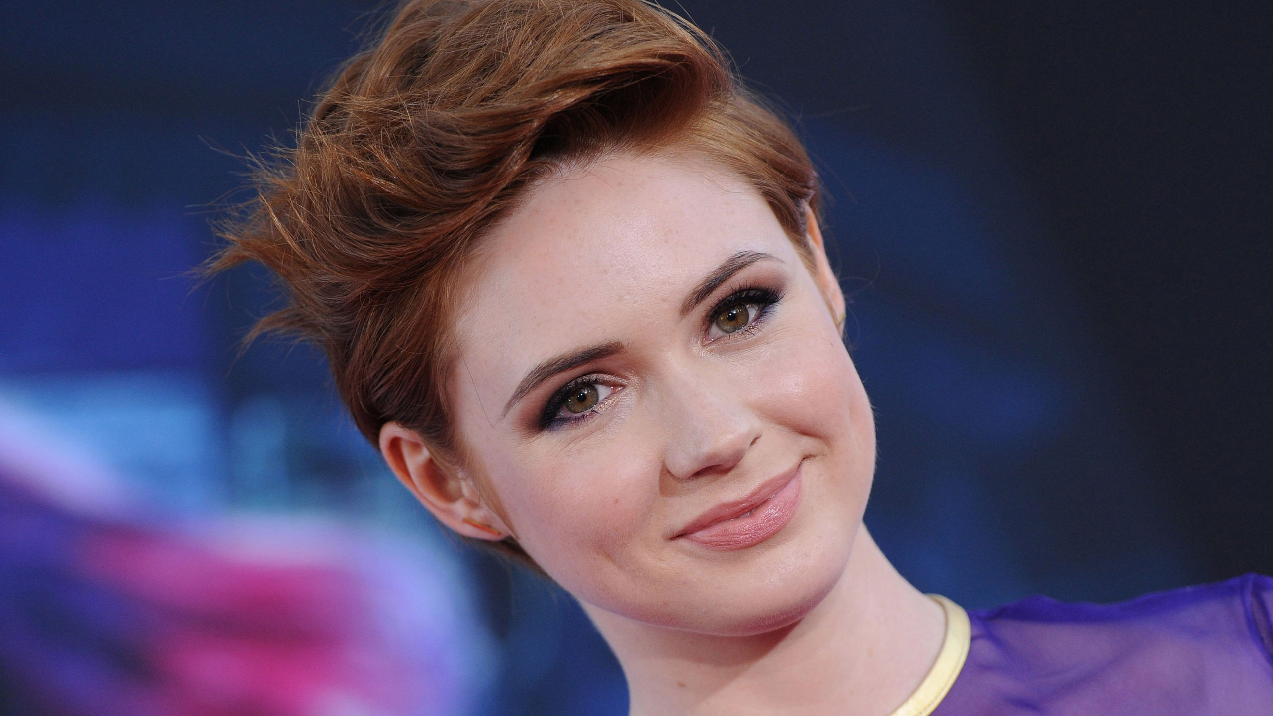 ari niskanen recommends karen gillan ever been nude pic