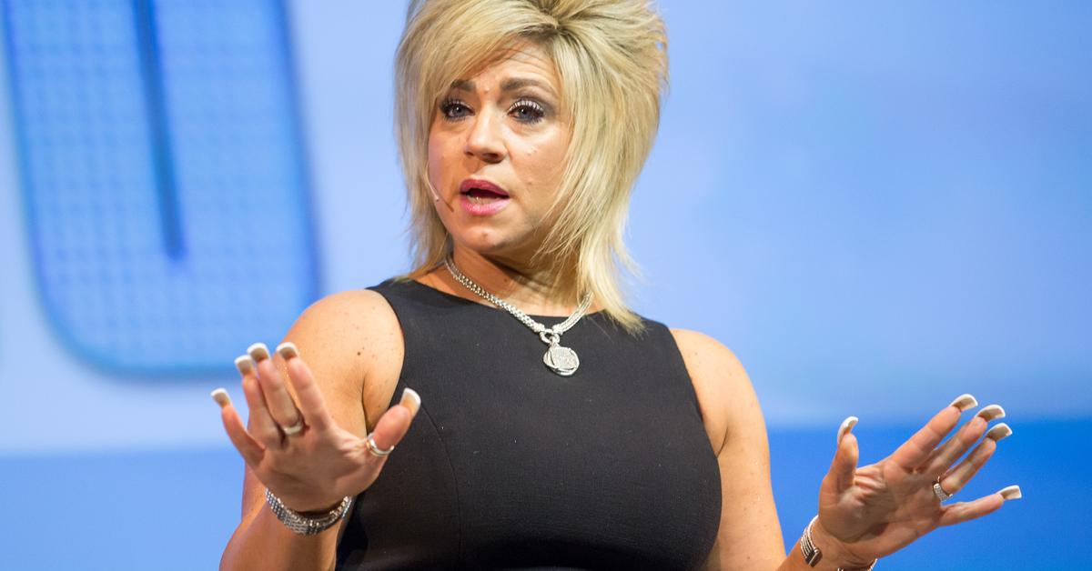 caro fernandes recommends Theresa Caputo Nude
