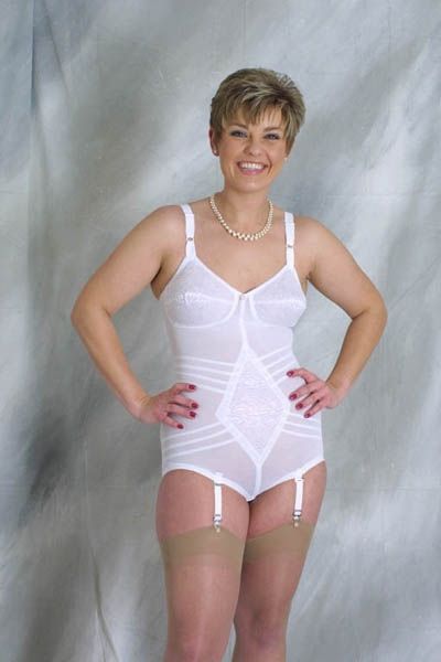 brandon lee mcclain recommends Sexy Women In Girdles