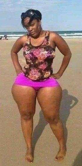 beryl anyango recommends Girls With Huge Hips