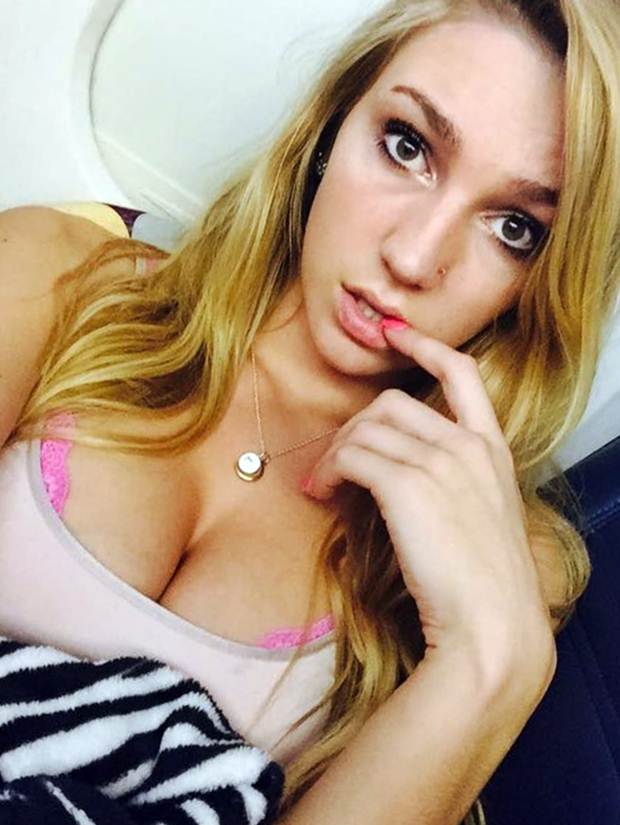 cody blanton recommends kendra sunderland wiki pic