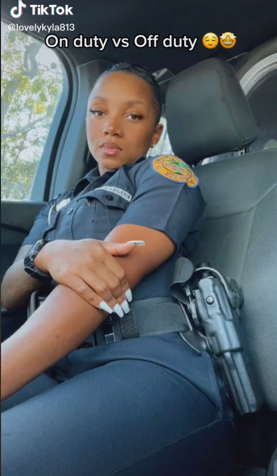 darci phelps recommends Sexy Female Cop