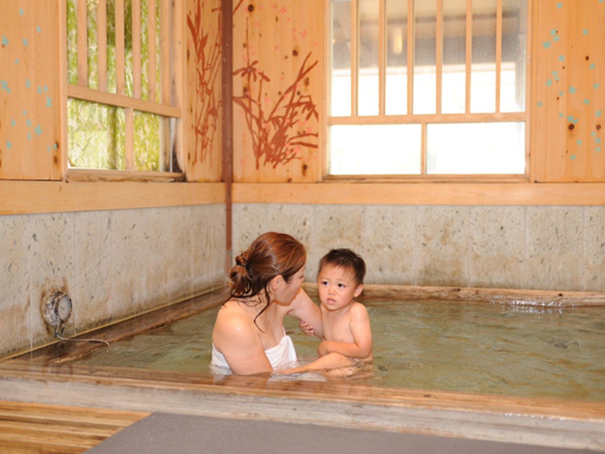 abby alipio share japanese father daughter bath photos