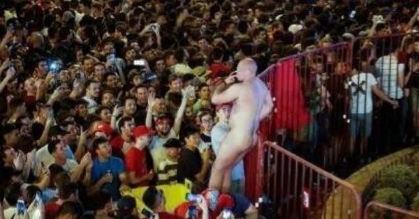 Best of Masturbating in a crowd
