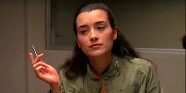 Cote De Pablo Smoking desi davanlod