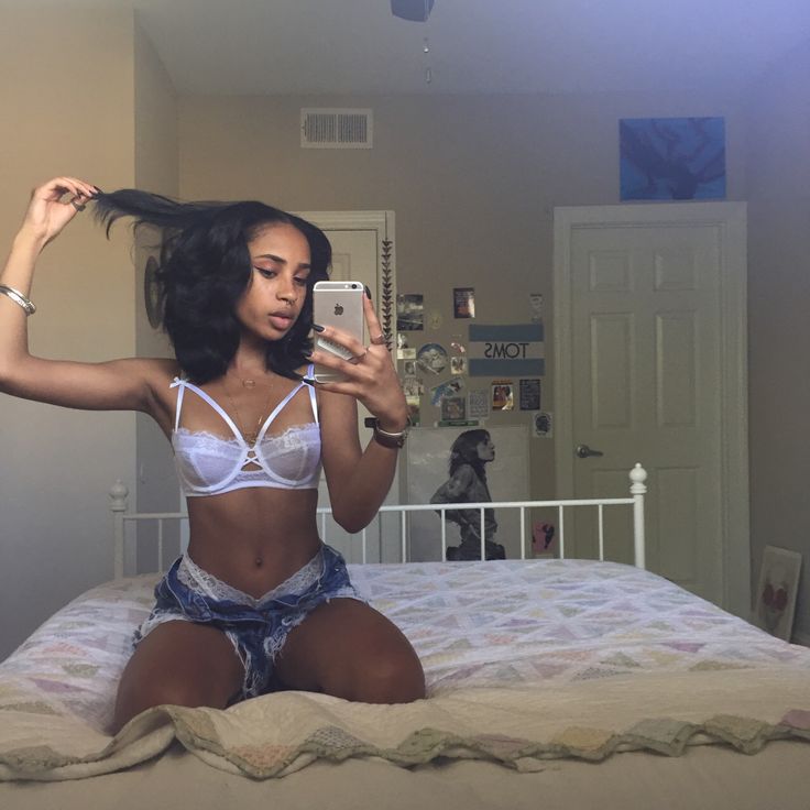 ariel chia recommends Chicks In Lingerie Tumblr