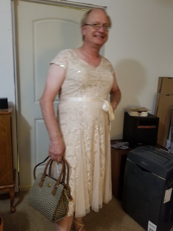 carrie lovelady recommends Husband Kept In Dresses