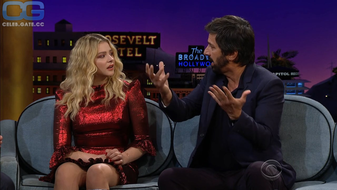 don kisot recommends chloe grace moretz upskirt pic