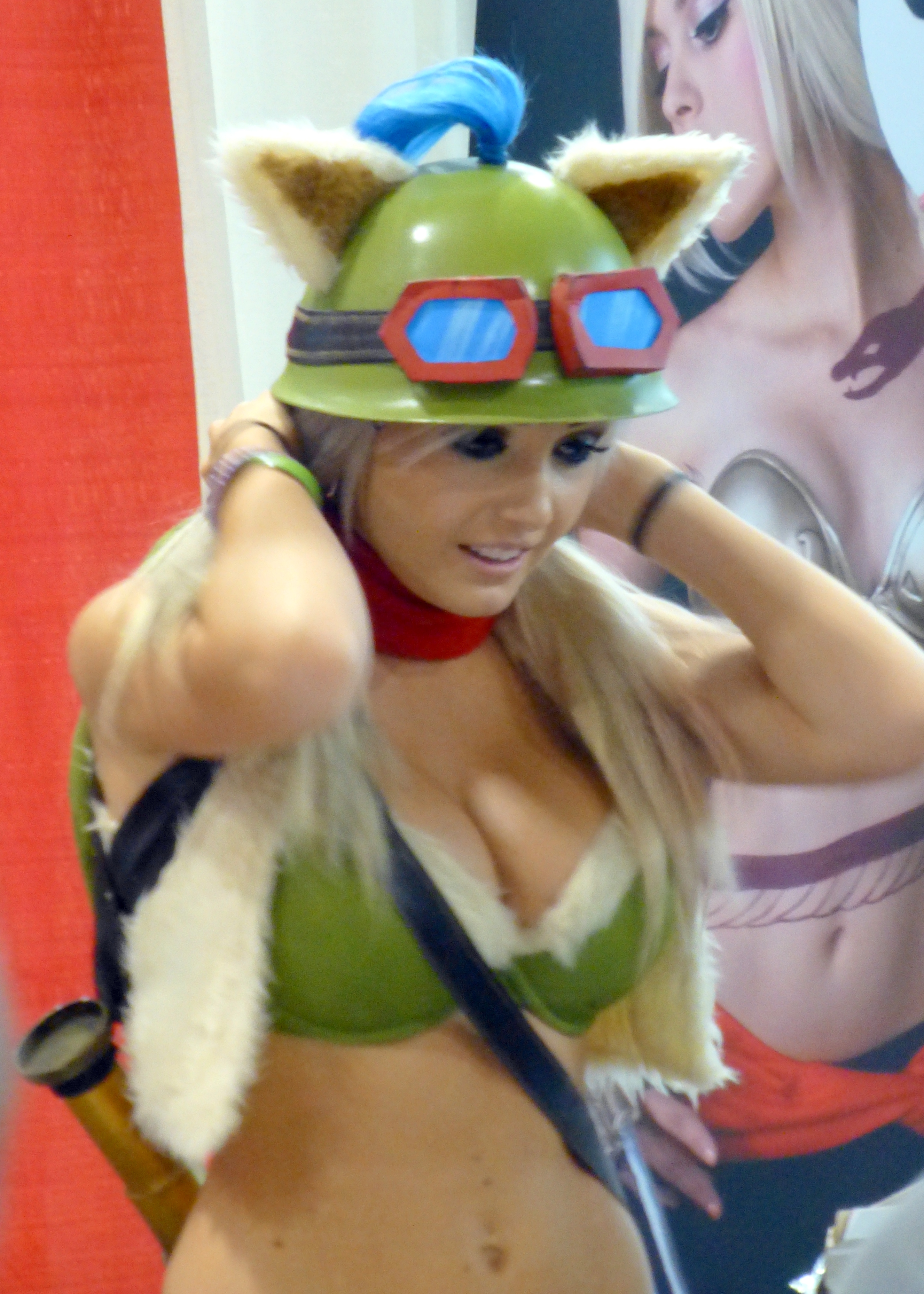 aleksandar zikic recommends Jessica Nigri Breast Size