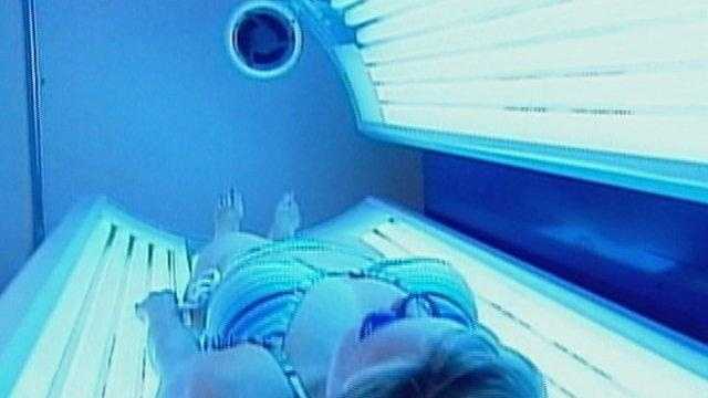 tanning bed spy cam