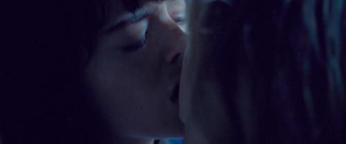 bianca miles recommends Emma Stone Lesbian Kiss