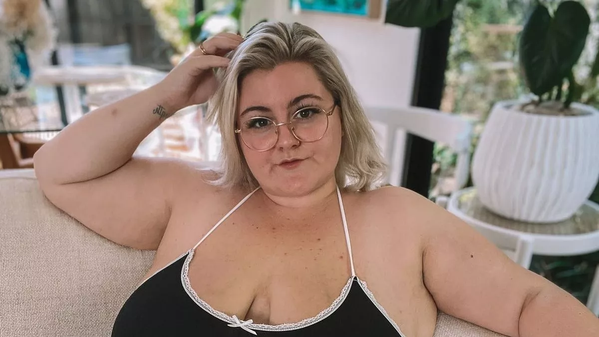 darlene muise add photo mature chubby women sex