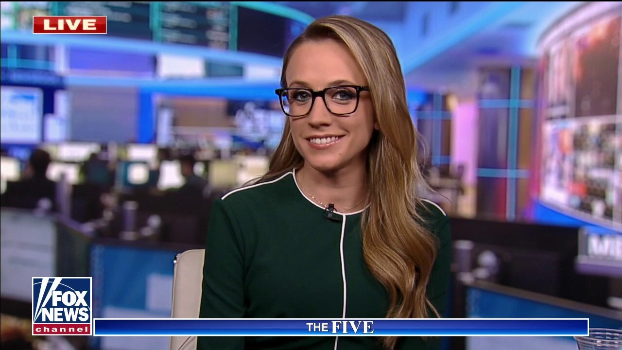 cameron coady recommends kat timpf hair extensions pic