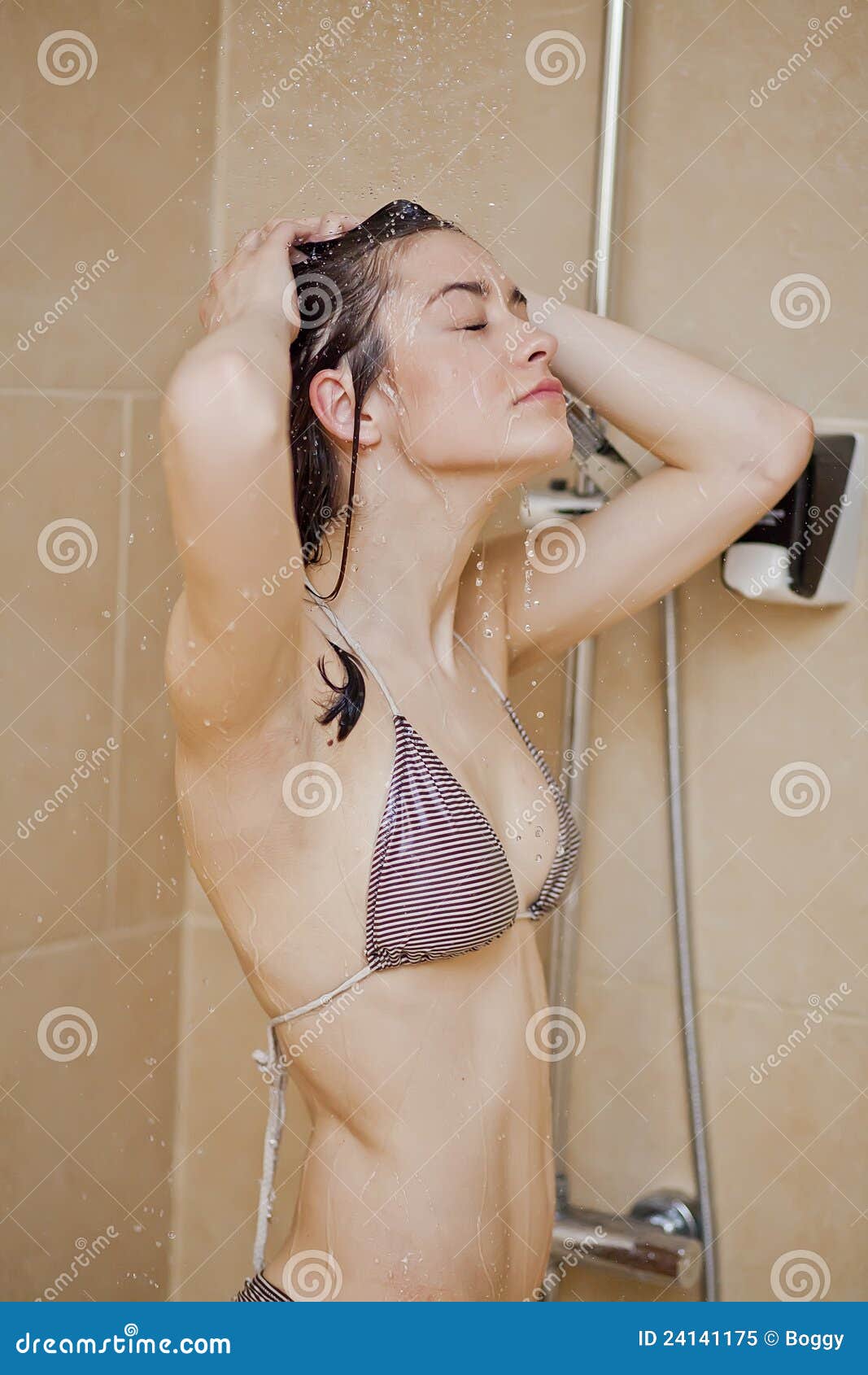 barbara addis recommends pictures of girls in the shower pic