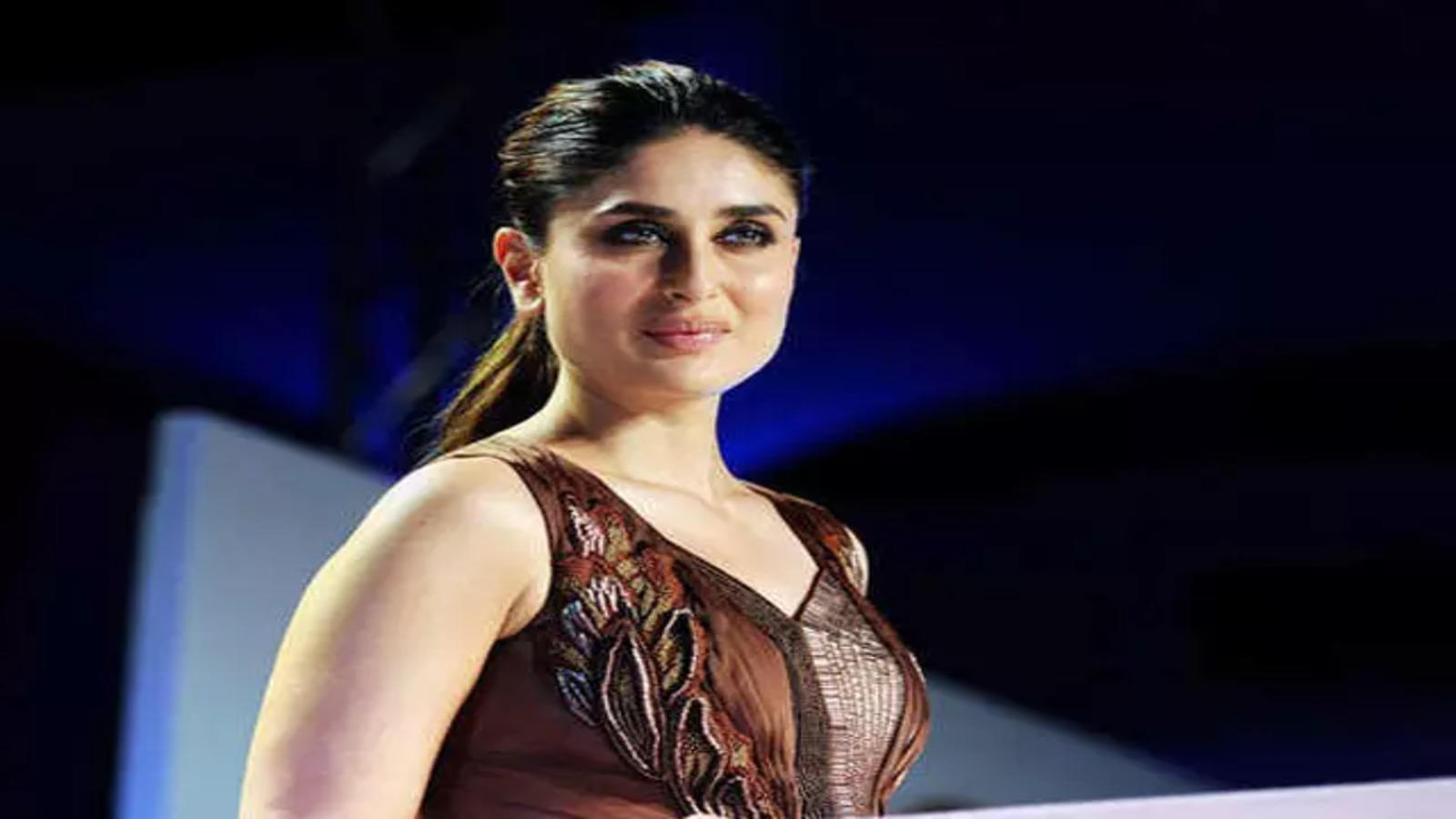 alex sostre recommends bokep kareena kapoor pic