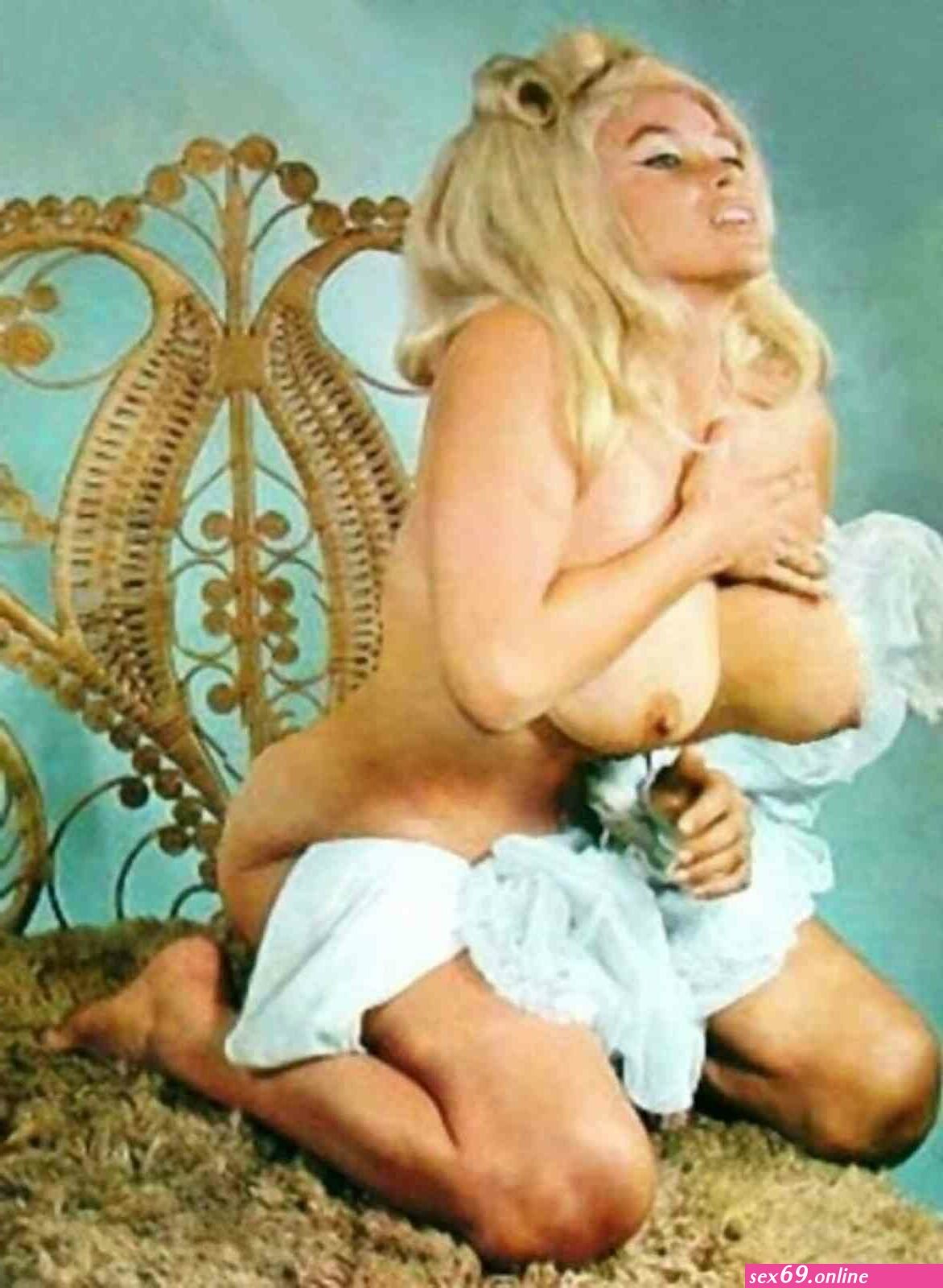 agnes z recommends jayne mansfield naked pics pic